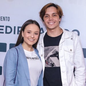 Larissa Manoela e Leonardo Cidade estão juntos há pouco mais de um ano e meio