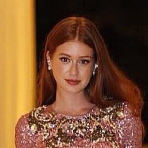 Marina Ruy Barbosa brilhou em um vestido Dolce & Gabbana para casamento de amigos em Salvador 