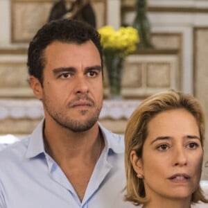 Paloma Duarte contracena com Joaquim Lopes na novela 'Malhação'