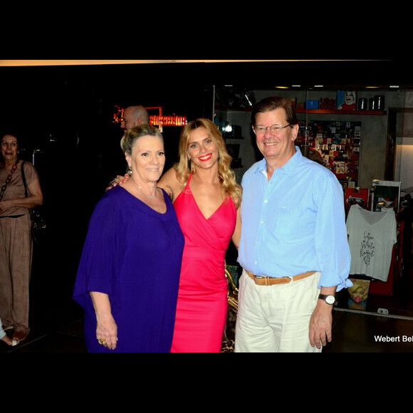 Carolina Dieckmann lamenta morte da mãe, Maíra: 'Porque nada mais de mal, ou de grave, poderia acontecer comigo, porque meu colo não está mais aqui'