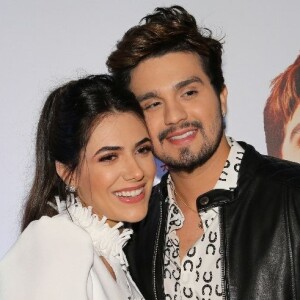 Luan Santana define sua desenvoltura ao dançar coladinho com namorada em vídeo postado nesta terça-feira, dia 27 de agosto de 2019