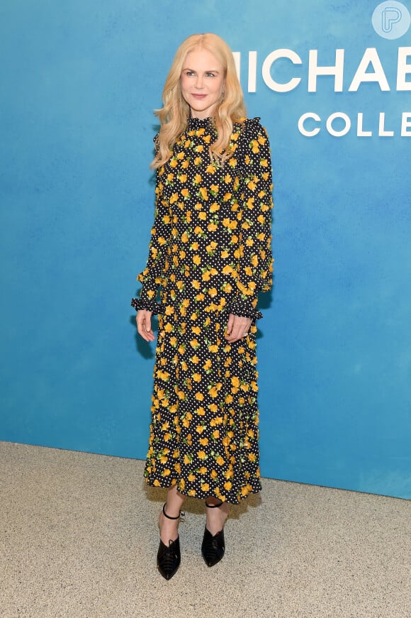 A atriz Nicole Kidmman usou vestido floral que também tinha poás