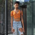 Calça jeans: modelo destroyed traz personalidade e diversão ao look do Rock in Rio