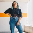 Calça jeans: o modelo reto dos anos 90 e 2000 caiu novamente no gosto das fashionistas e é uma opção para o Rock in Rio