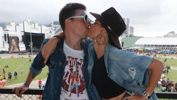 Di Ferrero troca beijos com Isabeli Fontana no Rock In Rio
