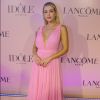 Look de Giovanna Lancellotti: atriz apostou em vestido rosa romântico