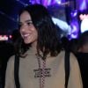 Bruna Marquezine apostou em look colegial para curtir noite do Rock in Rio