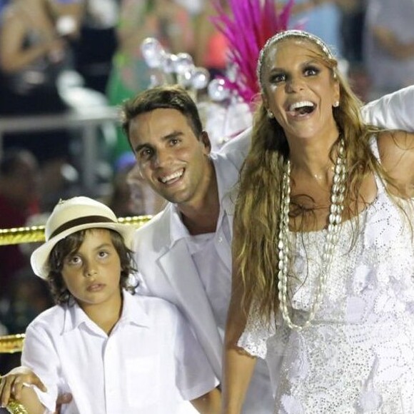 Ivete Sangalo se transformou em Mortícia para comemorar aniversário de 10 anos do filho mais velho, Marcelo: 'Festa horripilante'