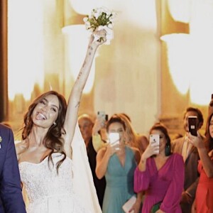 Thaila Ayala comemora casamento com Renato Góes em Olinda