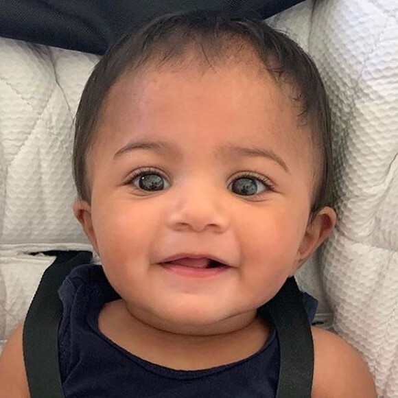 Filho de Felipe Araújo, Miguel comemora 8 meses e ganha declaração do pai: 'Puro amor'