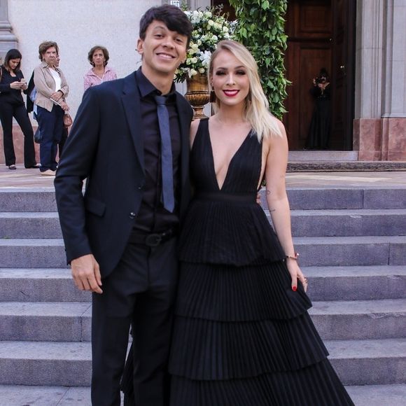 Cocielo festeja gravidez da mulher: 'Agora vou poder ser o pai que não tive e sempre quis, vou poder dar apoio nos sonhos que ele sonhar, ouvi-lo sempre que precisar e, talvez, ser uma referência de alguém'