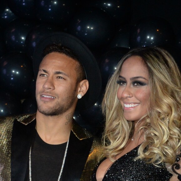 Rafaella Santos, em um primeiro momento, disse que o irmão, Neymar, era o único que a tirava da cama naquele horário