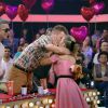 Rodrigo Hilbert e Fernanda Lima se beijam no fim do 'Amor & Sexo'