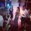 Christiane Torloni dança entre os convidados em sua festa de aniversário de 56 anos, em 21 de fevereiro de 2013