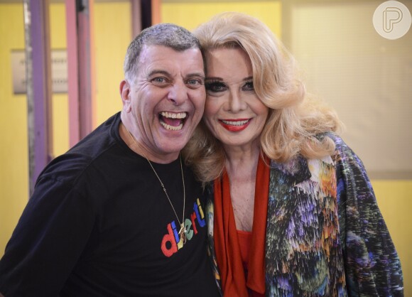 Jorge Fernando e Rogéria em Divertics, um humorístico exibido pela TV Globo