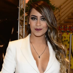 Namorando Gabigol, Rafaella Santos levanta suspeitas de gravidez