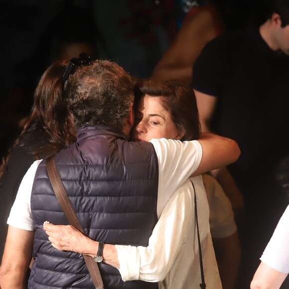 Famosos velaram corpo de Jorge Fernando em teatro do Rio nesta terça-feira, 29 de outubro de 2019. Ator e diretor morreu aos 64 anos vítima de infarto