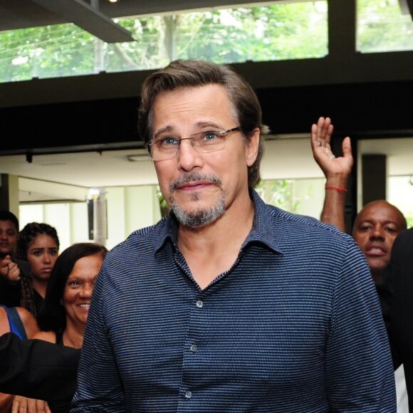 Edson Celulari se despediu de Jorge Fernando, que lhe dirigiu na novela 'Que Rei Sou Eu?'