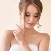 Maquiagem para casamento e noivado: cílios postiços são grandes aliados para dar acabamento ao olhar segundo especialista