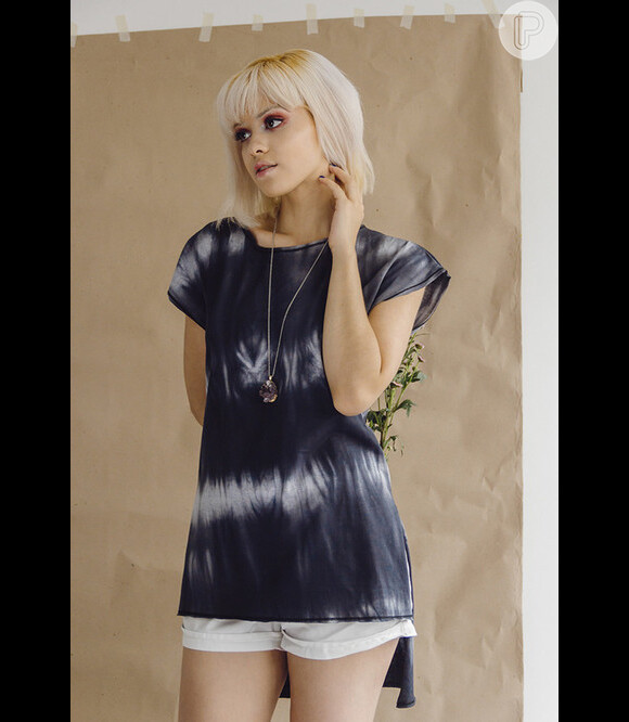 Blusa tie-dye: opção vegana é fashion e está disponível na loja da marca Nicole Bustamante