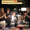 Angélica mostra família reunida em festa de 12 anos de Benício: 'Menino de luz'