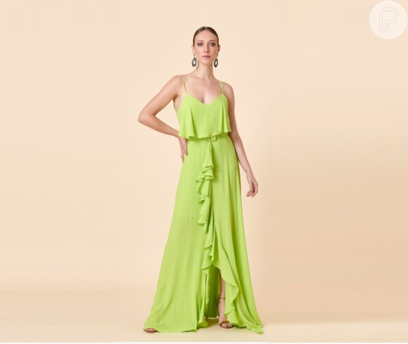 Vestido neon: modelo de festa na cor verde é da coleção da TVZ
