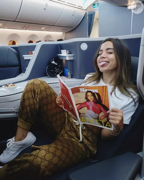 Anitta ainda contou com a participação do novo irmão, Felipe Terra, e da sobrinha, Letícia