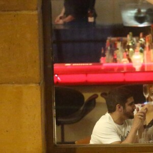 Grazi Massafera é fotografada na casa de Caio Castro em festa de novela. Fotos!
