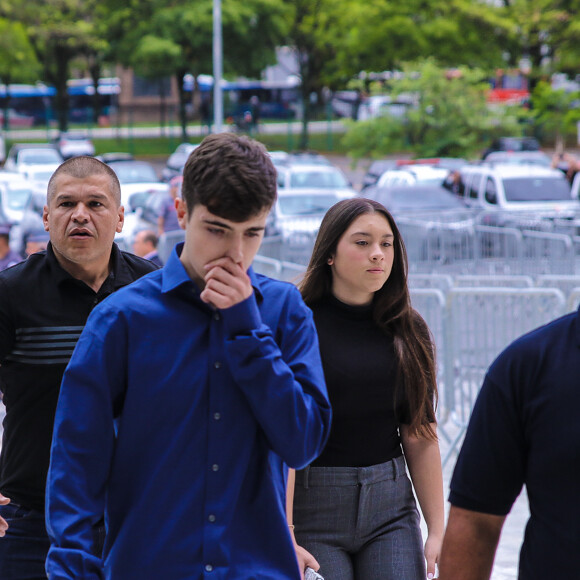 Filhos de Gugu Liberato, João Augusto e Sofia Liberato chegam velório do pai na assembléia legislativa de São Paulo, na manhã desta quinta-feira, 28 de novembro de 2019