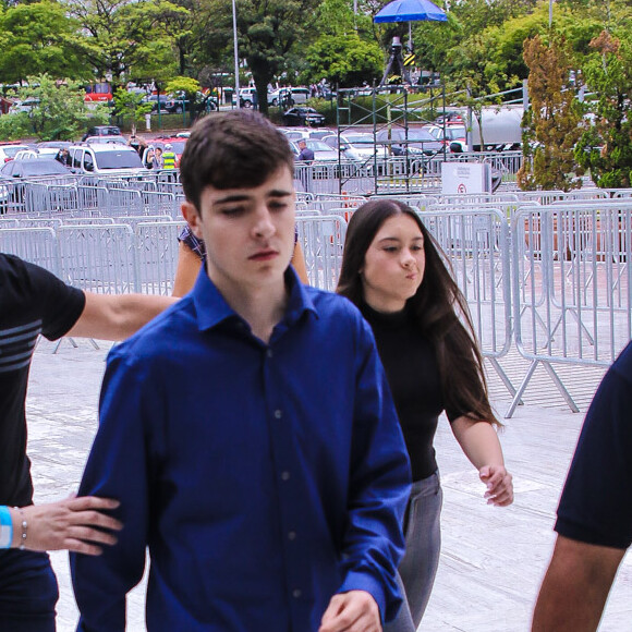 Filho de Gugu Liberato, João Augusto presta homenagem ao pai: 'Foi uma pessoa abençoada, era meu herói e inspirador'