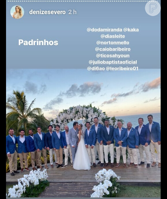 Carol Dias e Kaká posam com padrinhos em casamento