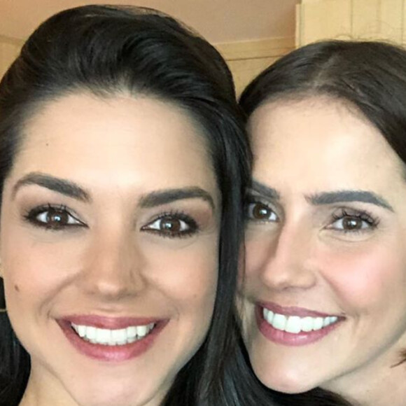 Thais Fersoza compartilhou foto com Deborah Secco e web opinou: 'Parecem irmãs'