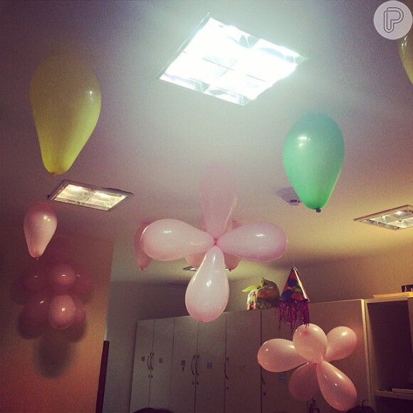 Patricia Poeta posta foto de festa surpresa no dia seguinte ao seu aniversário: 'Hoje, minha chegada ao trabalho foi assim'