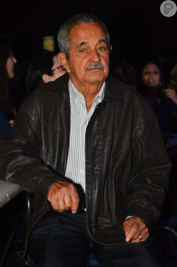 O pai de Zezé Di Camargo, Seu Francisco, está com 82 anos