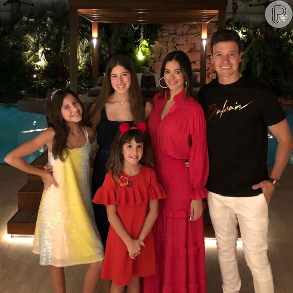 Rodrigo Faro e a mulher, Vera Viel, se reuniram em casa com as filhas, Clara, Maria e Helena