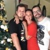 Paolla Oliveira também fez foto de Natal com a família