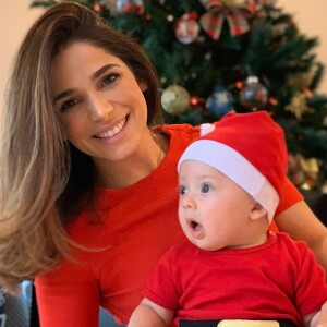 Filho de Sabrina Petraglia, Gael passou seu primeiro Natal sendo paparicado pela mãe