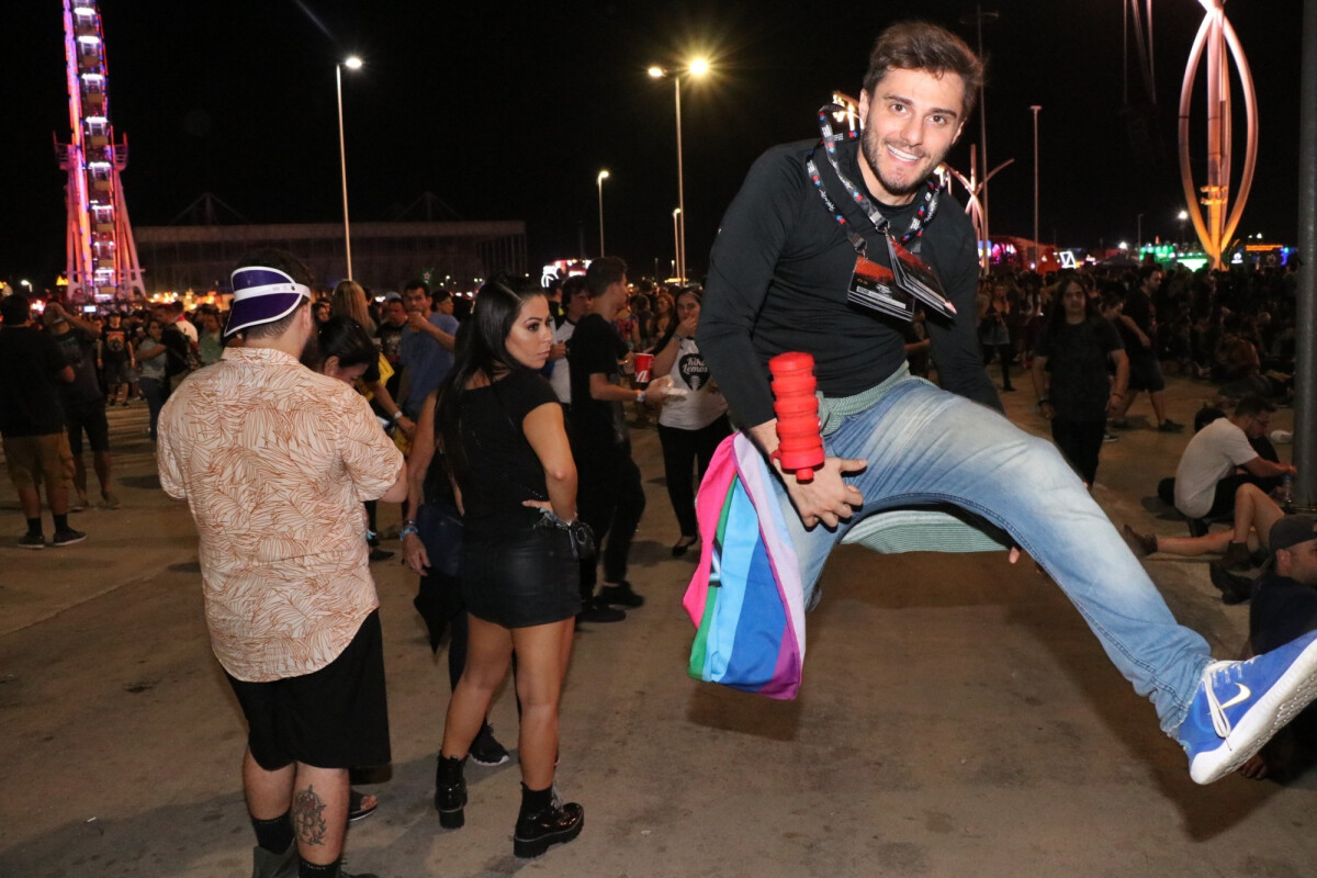 Foto Hugo Bonemer Demorou A Revelar Sexualidade Por Temer Preconceito Gay Era Xingamento