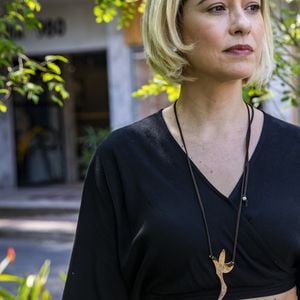 Lígia (Paloma Duarte) começa a se aproximar de Madureira (Henri Castelli) na novela 'Malhação: Toda Forma de Amar'