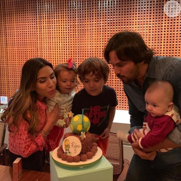 Patricia Abravanel e Fábio Faria são pais de Senor, de 8 meses, Jane, de quase 2 anos, e Pedro, de 5 anos