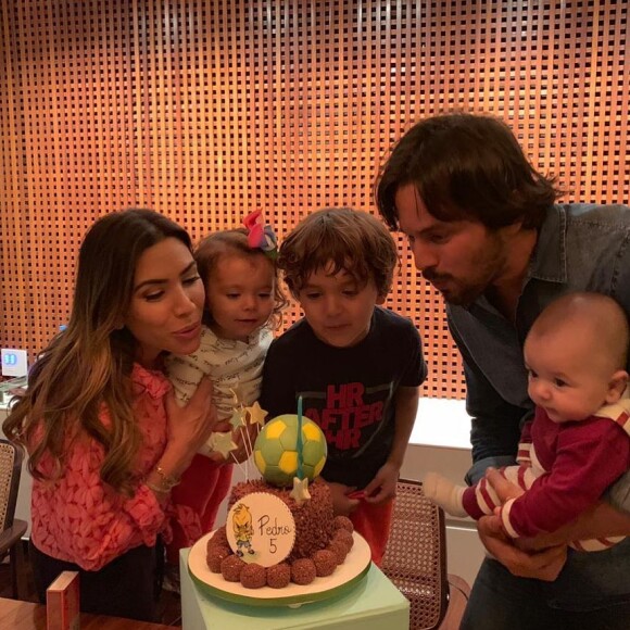Patricia Abravanel e Fábio Faria são pais de Senor, de 8 meses, Jane, de quase 2 anos, e Pedro, de 5 anos