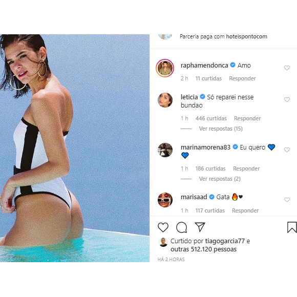 Bruna Marquezine ganha comentário de amigas famosas em foto de maiô