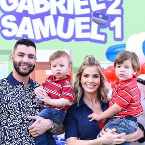 Gusttavo Lima e Andressa Suita são pais de Samuel, de 1 ano, e Gabriel, de 2