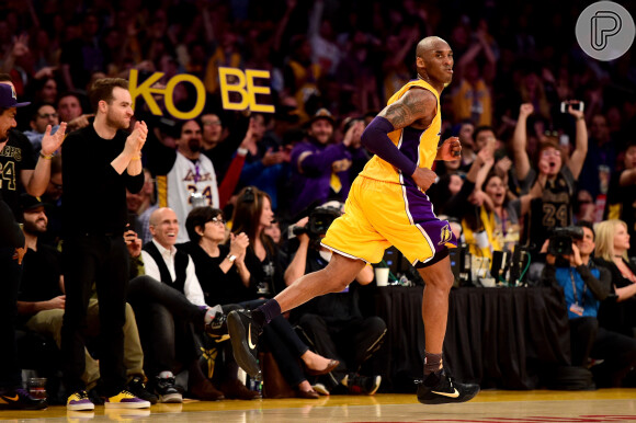 Kobe Bryant foi astro da NBA, jogava pelo Lakers e campeão da liga por cinco vezes