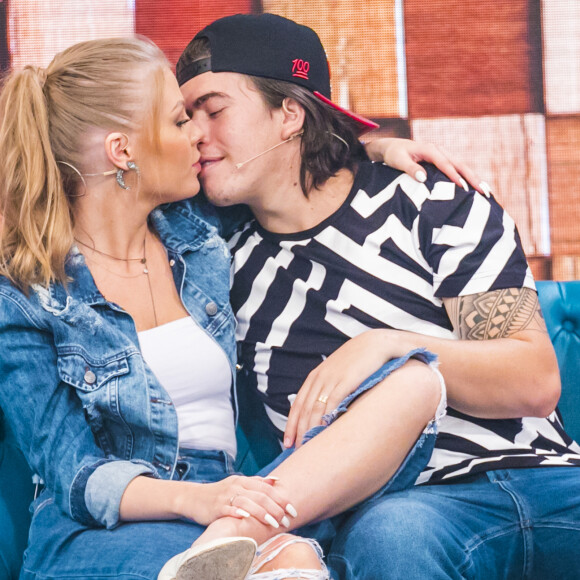 Luísa Sonza pediu Whindersson Nunes em casamento