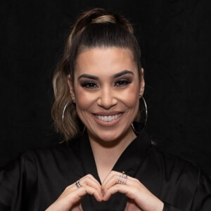 Naiara Azevedo se recupera bem da cirurgia realizada na quarta-feira, 29 de janeiro de 2020