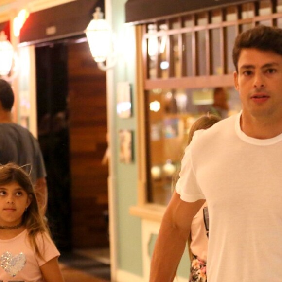 Sofia é filha de Cauã Reymond e Grazi Massafera