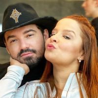 Maiara é filmada aos beijos com Fernando Zor em voo para Argentina: 'Esse casal'
