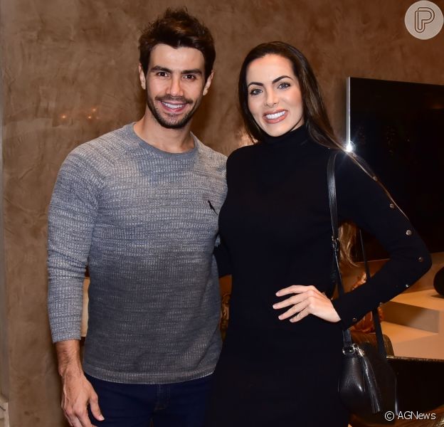 Carla Prata e Mariano, da dupla com Munhoz, terminaram namoro
