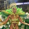 Iza usou maiô supercavado verde e dourado, cores da Imperatriz Leopoldinense, ao estrear como rainha de bateria do carnaval do Rio, neste domingo, 23 de fevereiro de 2020